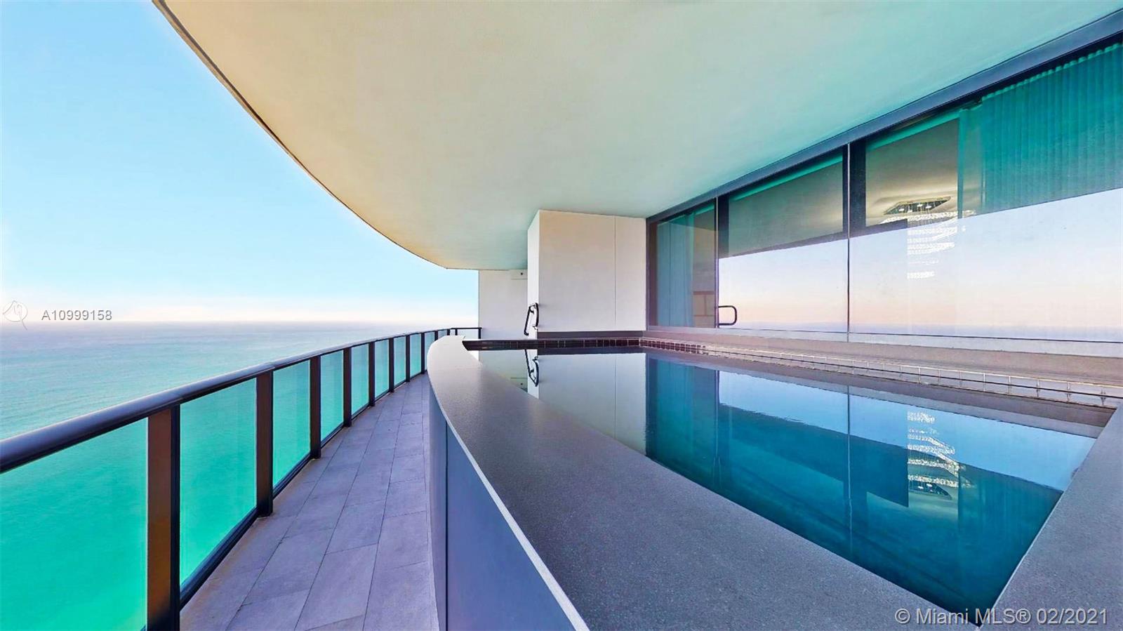 18555 COLLINS AVENUE COND - Residential