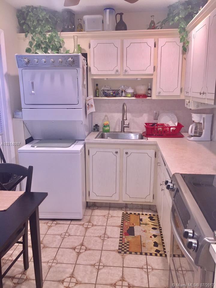 DANIANS NORTH CONDO - Residential Lease