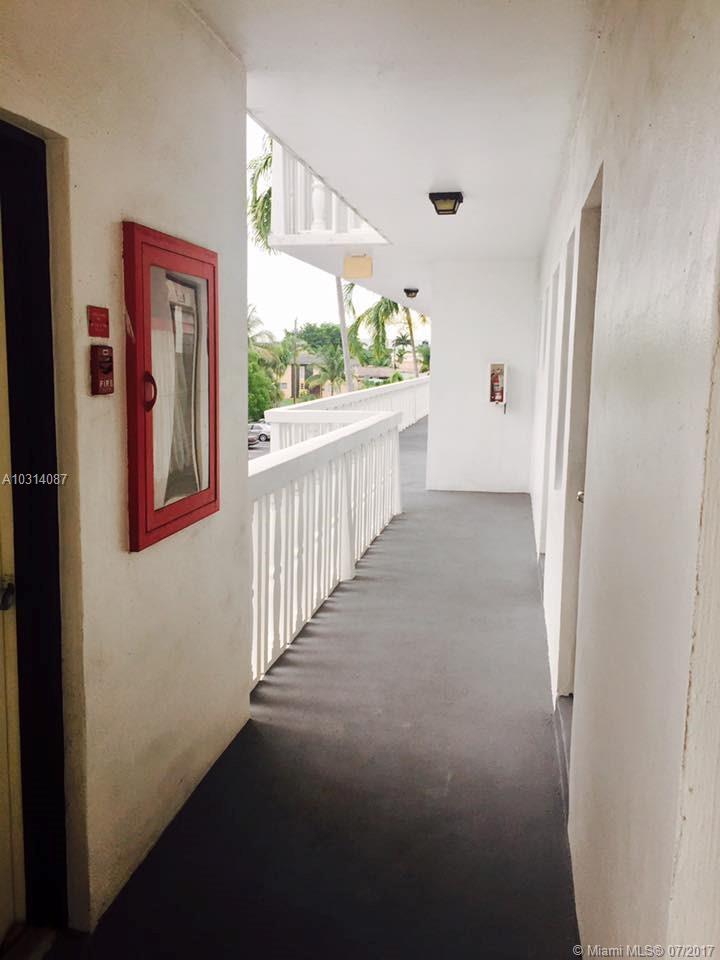 DANIANS NORTH CONDO - Residential Lease