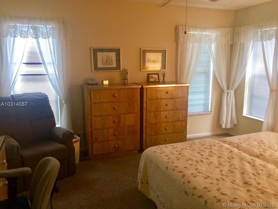 DANIANS NORTH CONDO - Residential Lease