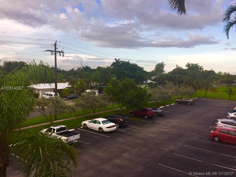 DANIANS NORTH CONDO - Residential Lease