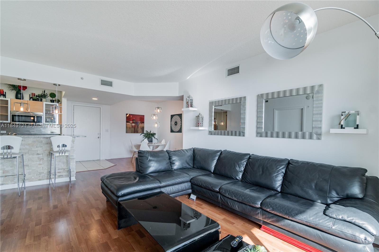 VENTURE AT AVENTURA WEST - Residential