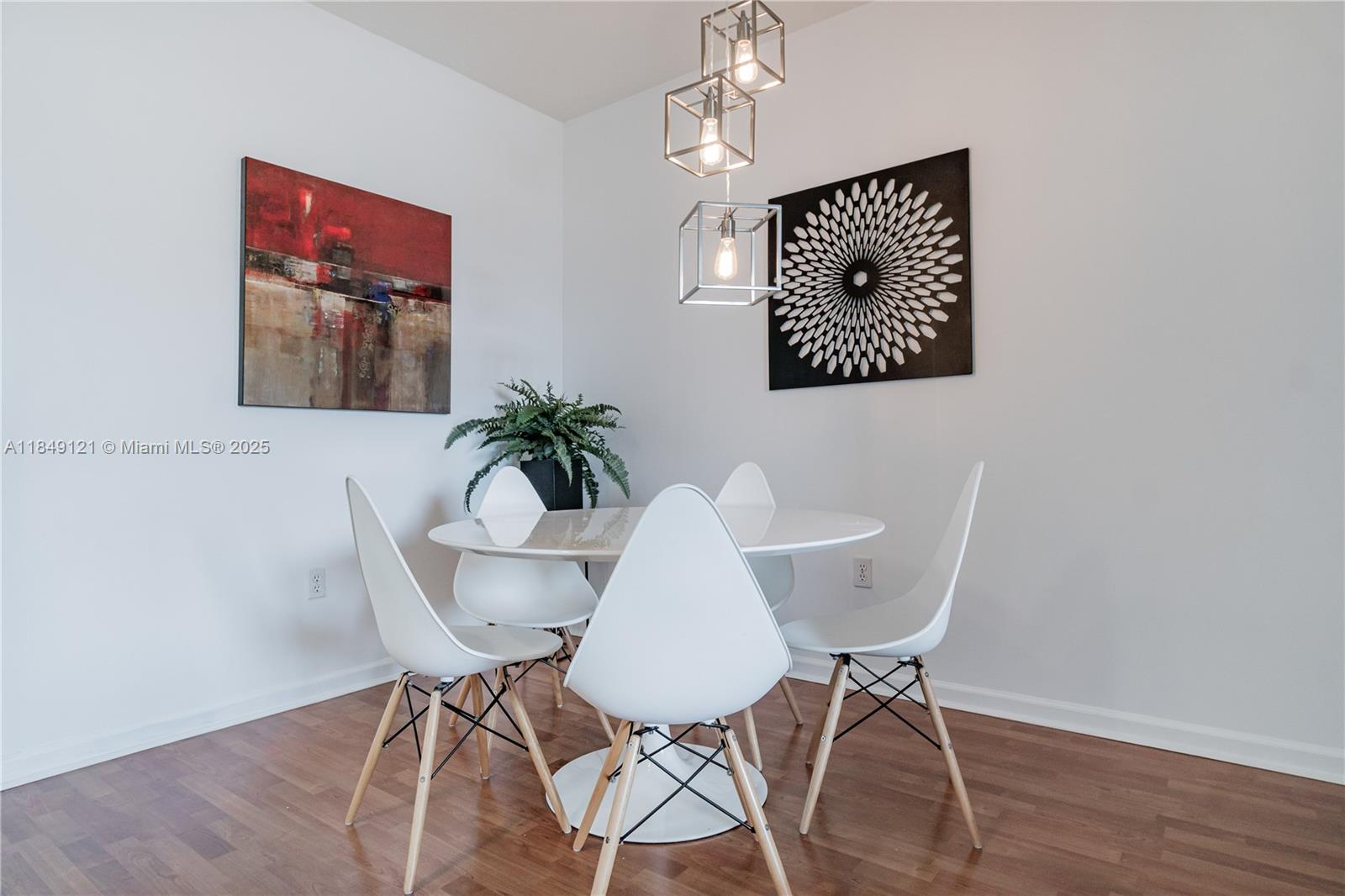 VENTURE AT AVENTURA WEST - Residential