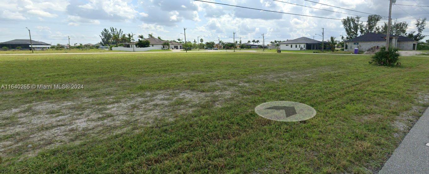 CAPE CORAL - Land
