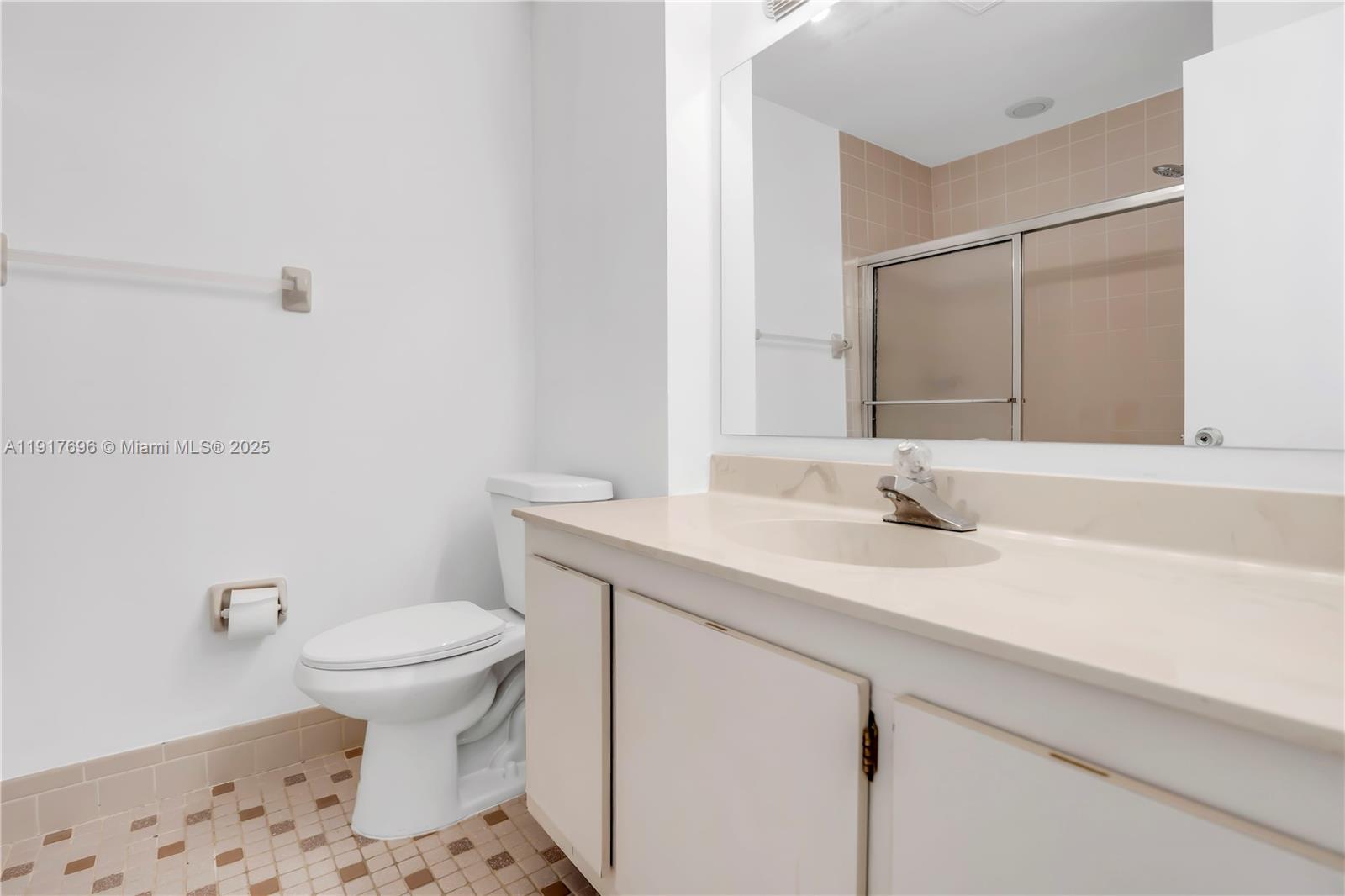 LAGO WEST CLUSTER HOMES P - Residential Lease