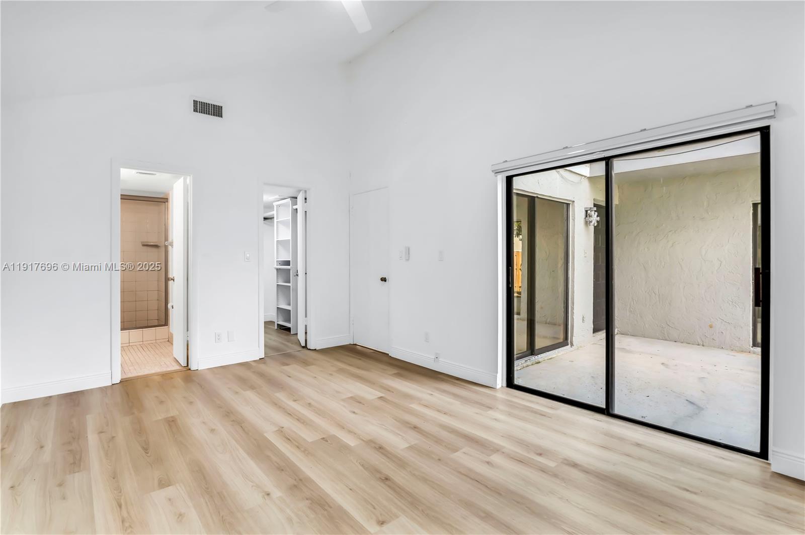 LAGO WEST CLUSTER HOMES P - Residential Lease