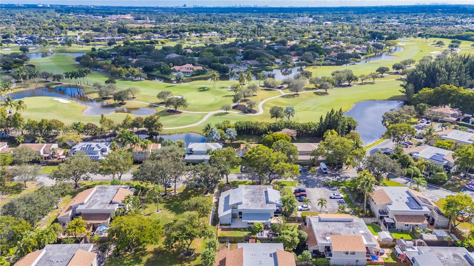 LAGO WEST CLUSTER HOMES P - Residential Lease