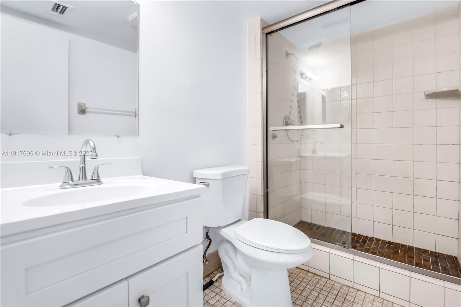 LAGO WEST CLUSTER HOMES P - Residential Lease