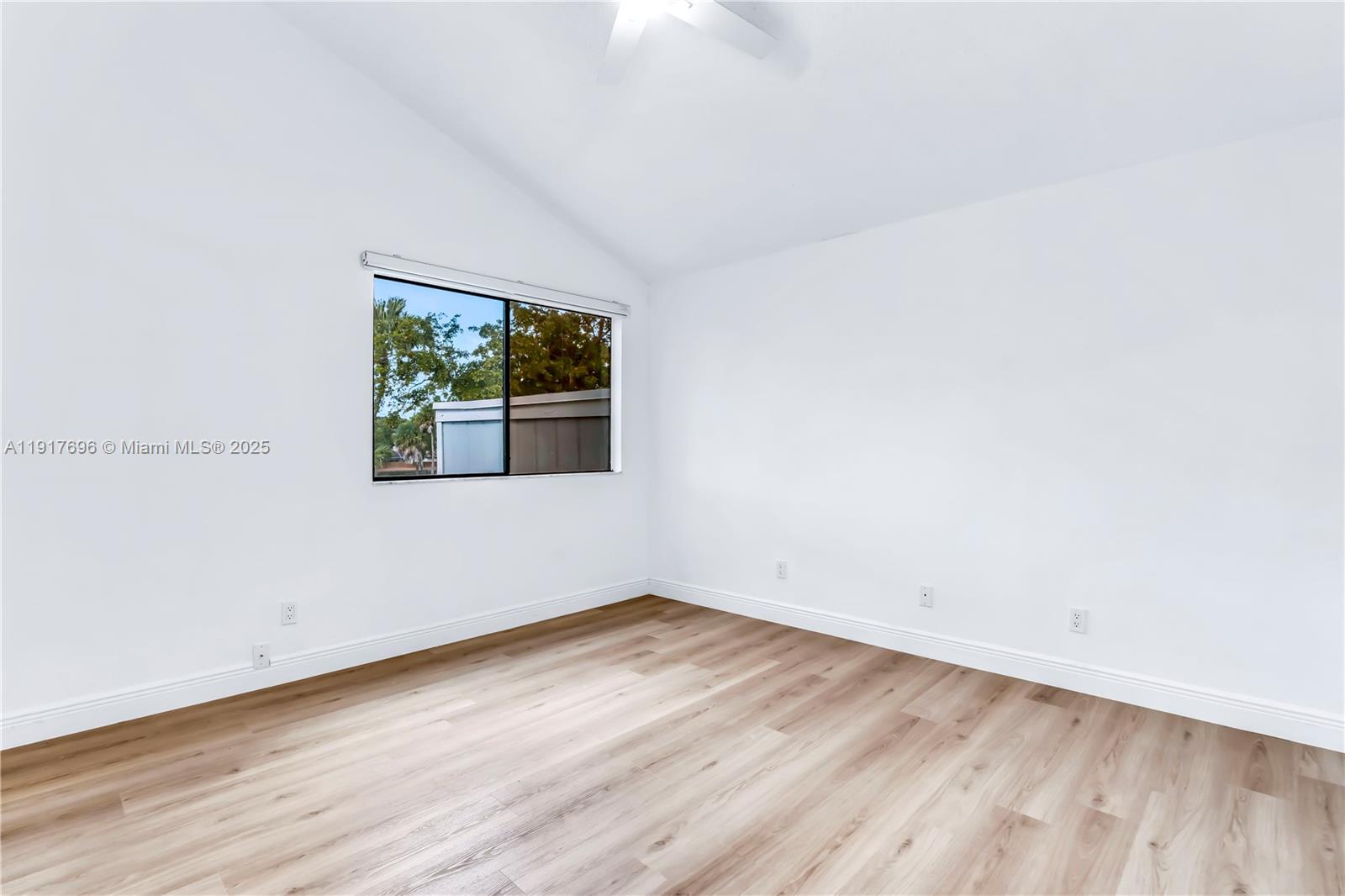 LAGO WEST CLUSTER HOMES P - Residential Lease