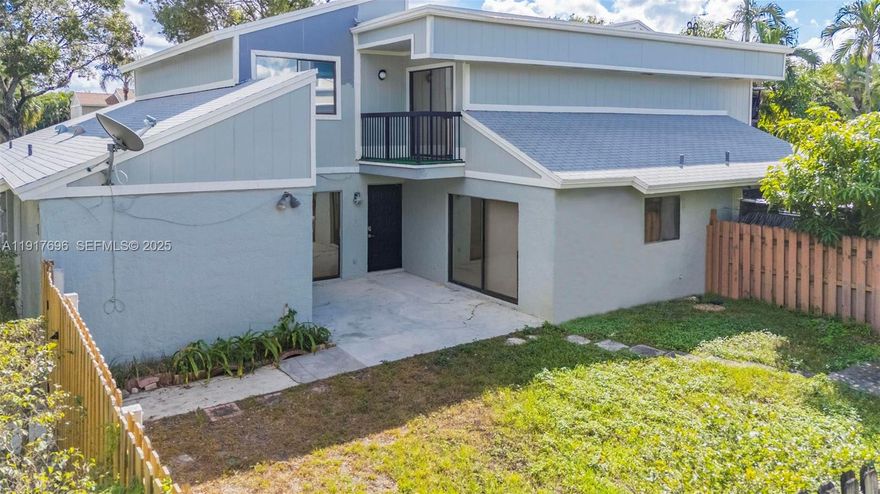 Welcome to Lago West Cluster in Plantation. This 3-bed, 2-bath townhome features a first-floor primary suite with a walk-in closet and ensuite bathrooms, abundant natural light throughout, and a sleek modern kitchen with new stainless steel appliances plus a new washer and dryer. Upstairs includes a bedroom with a private balcony. Enjoy two assigned parking spaces, guest parking, and resort-style amenities including a pool, tennis courts, golf-course views, and a barbecue area. Prime location near Sawgrass Mills, Broward Mall, museums, parks, and nearby golf and country clubs, with quick move-in available. MOVE-IN SPECIAL: $210 off the first 2 months! OFFER VALID UNTIL JANUARY 31ST. NO HOA APPROVAL