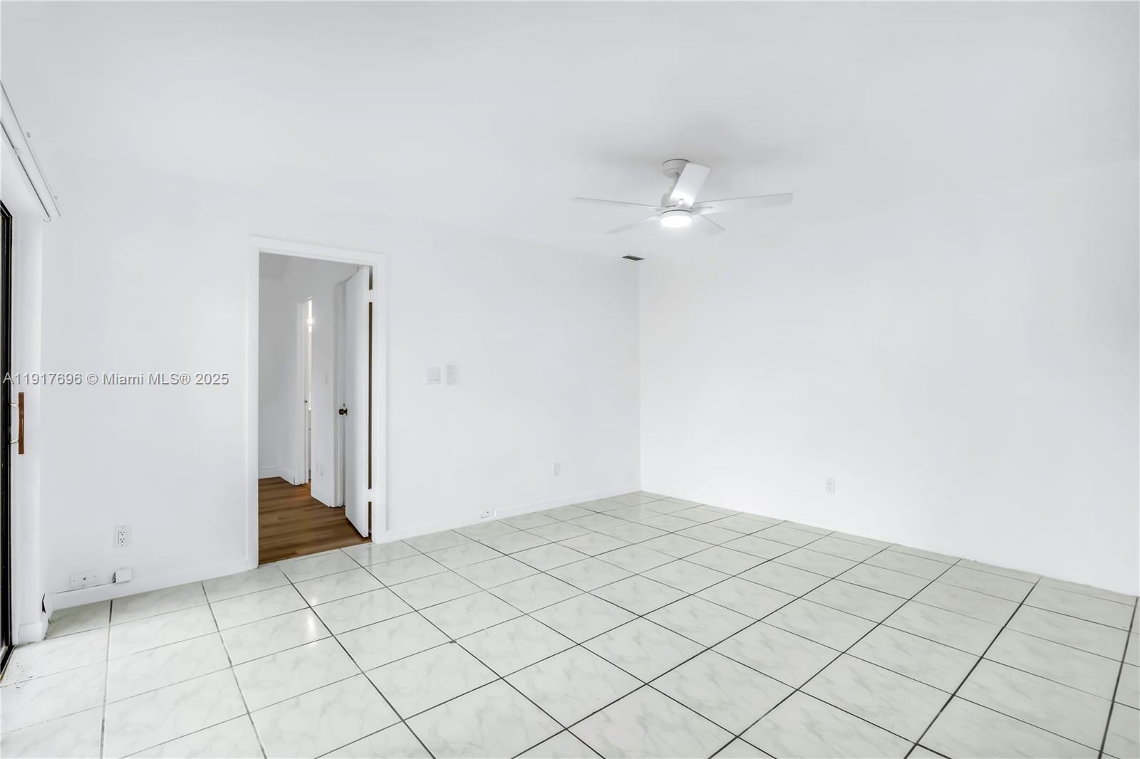 LAGO WEST CLUSTER HOMES P - Residential Lease