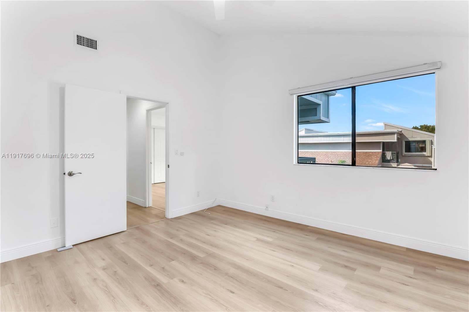 LAGO WEST CLUSTER HOMES P - Residential Lease