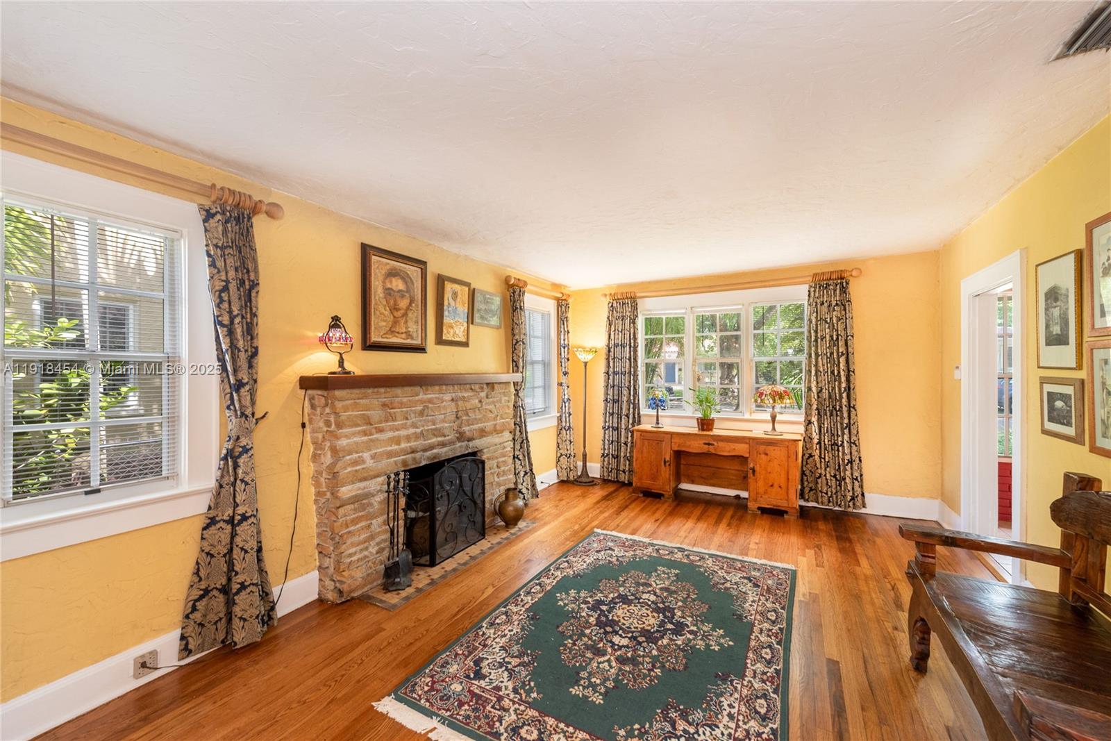 CORAL GABLES GRANADA SEC - Residential