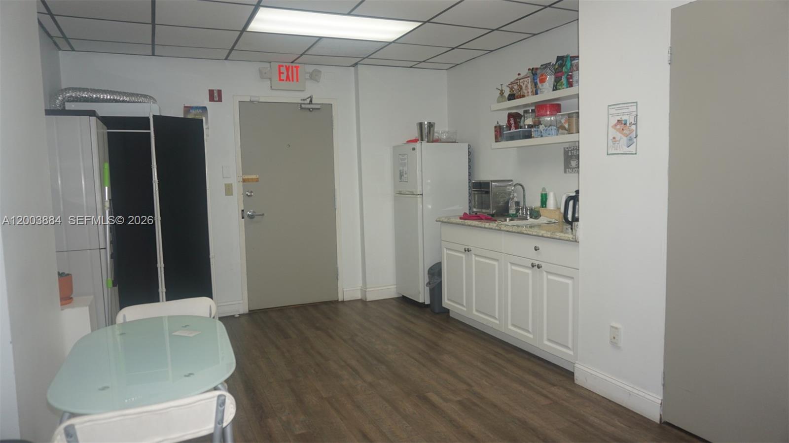 1250 E Hallandale Beach Blvd