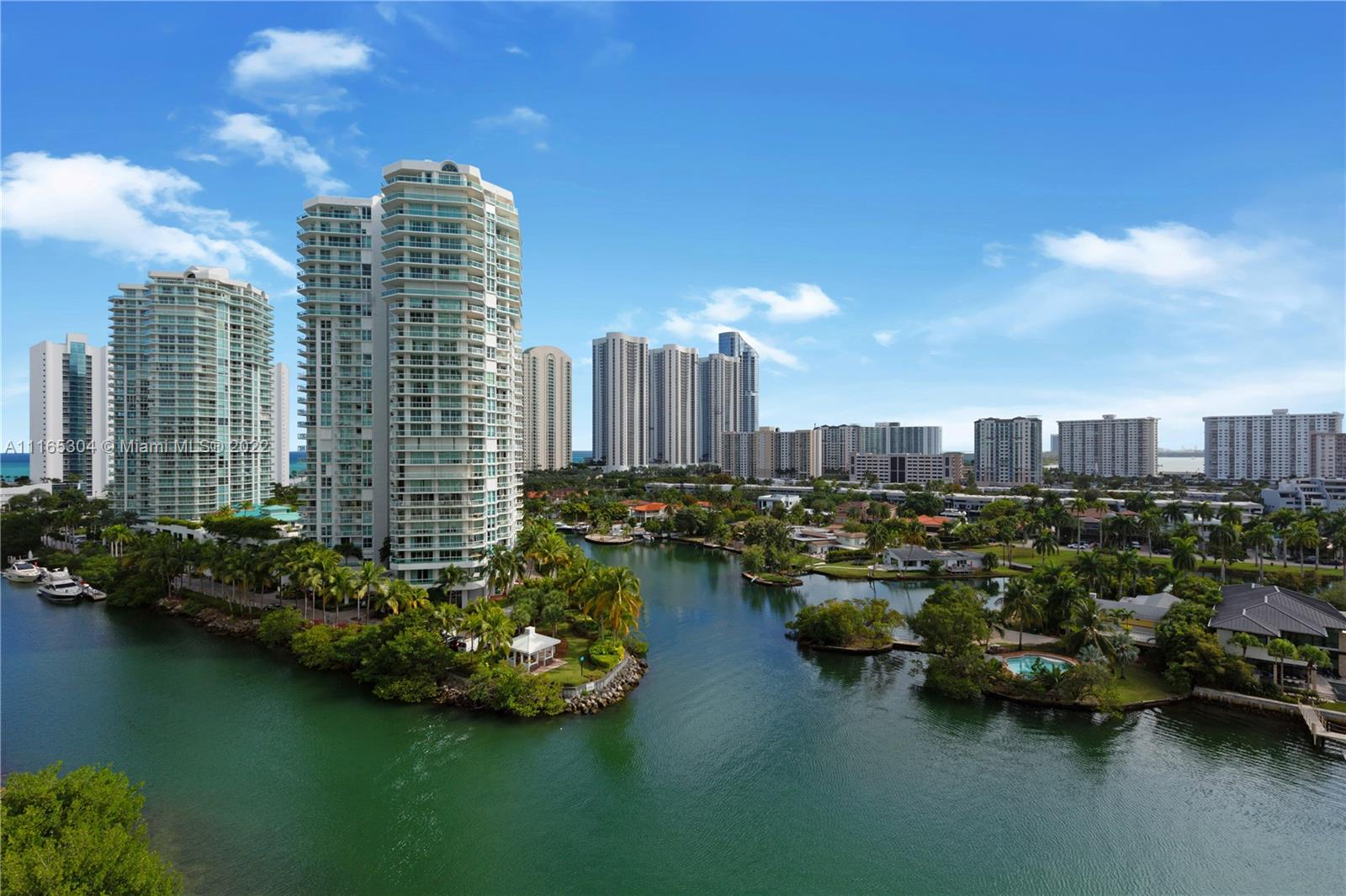 PARQUE TOWERS CONDO - Residential Lease