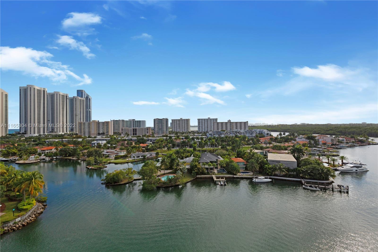 PARQUE TOWERS CONDO - Residential Lease