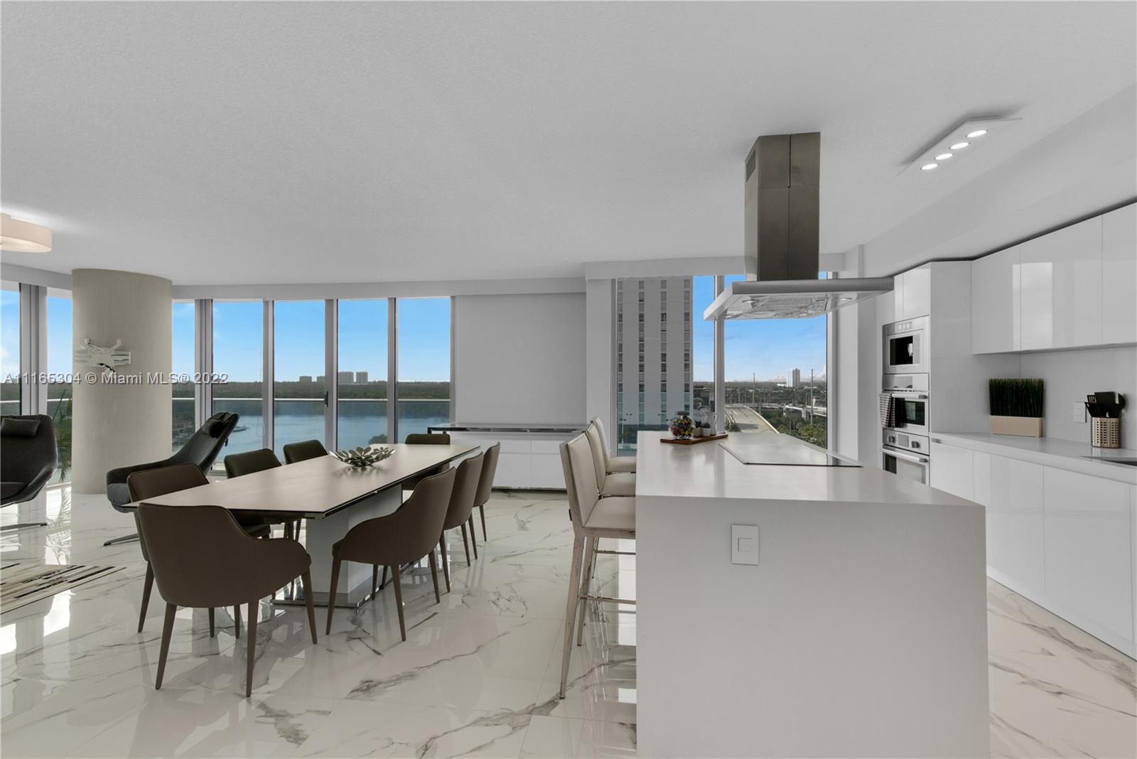 PARQUE TOWERS CONDO - Residential Lease