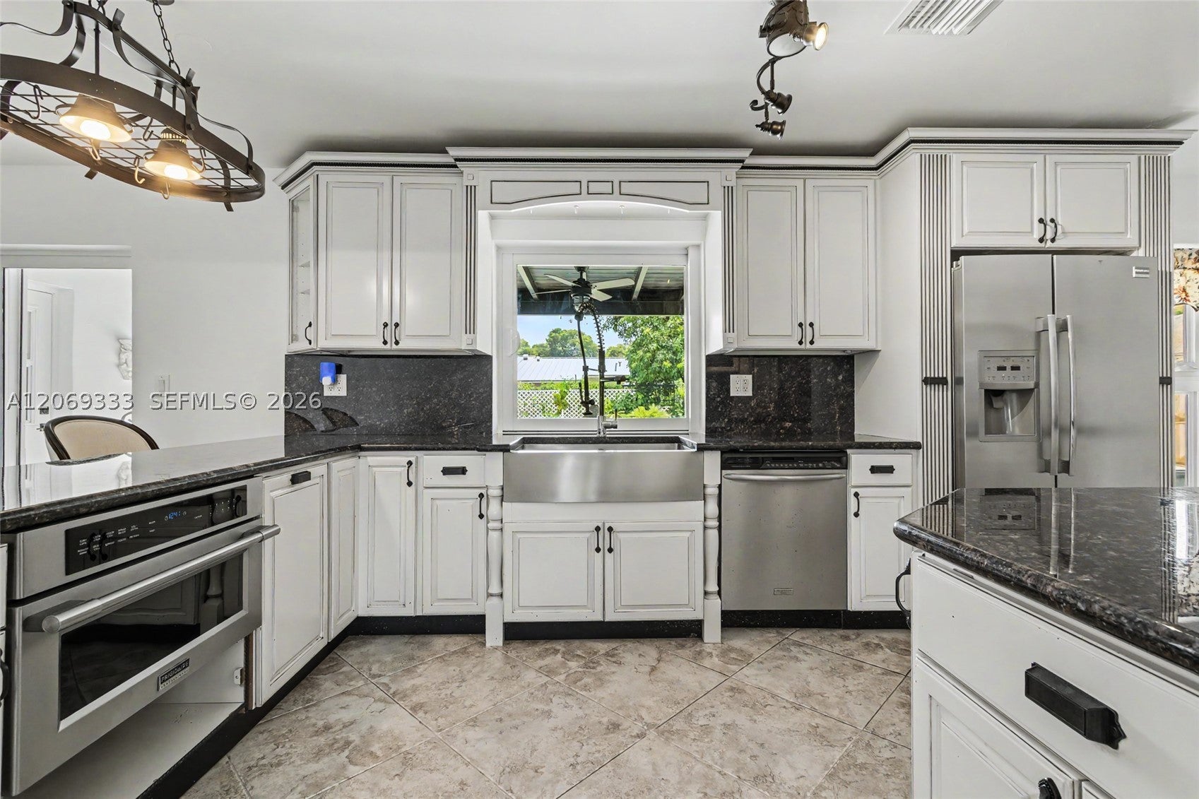 8460 SW 201st St, Cutler Bay FL 33189