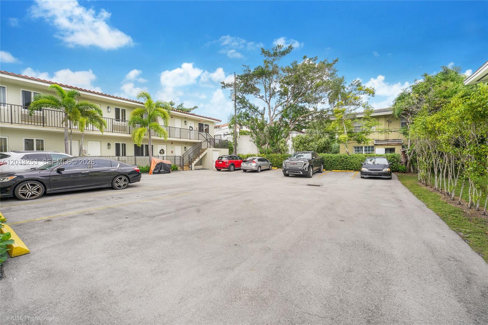 OASIS AT ANTILLA CONDO - Residential Lease