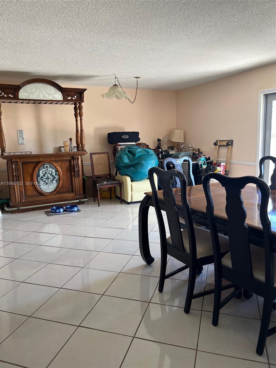 FOUR WINDS CONDO - Residential