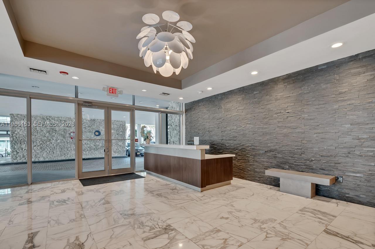 9225 Collins Ave 302