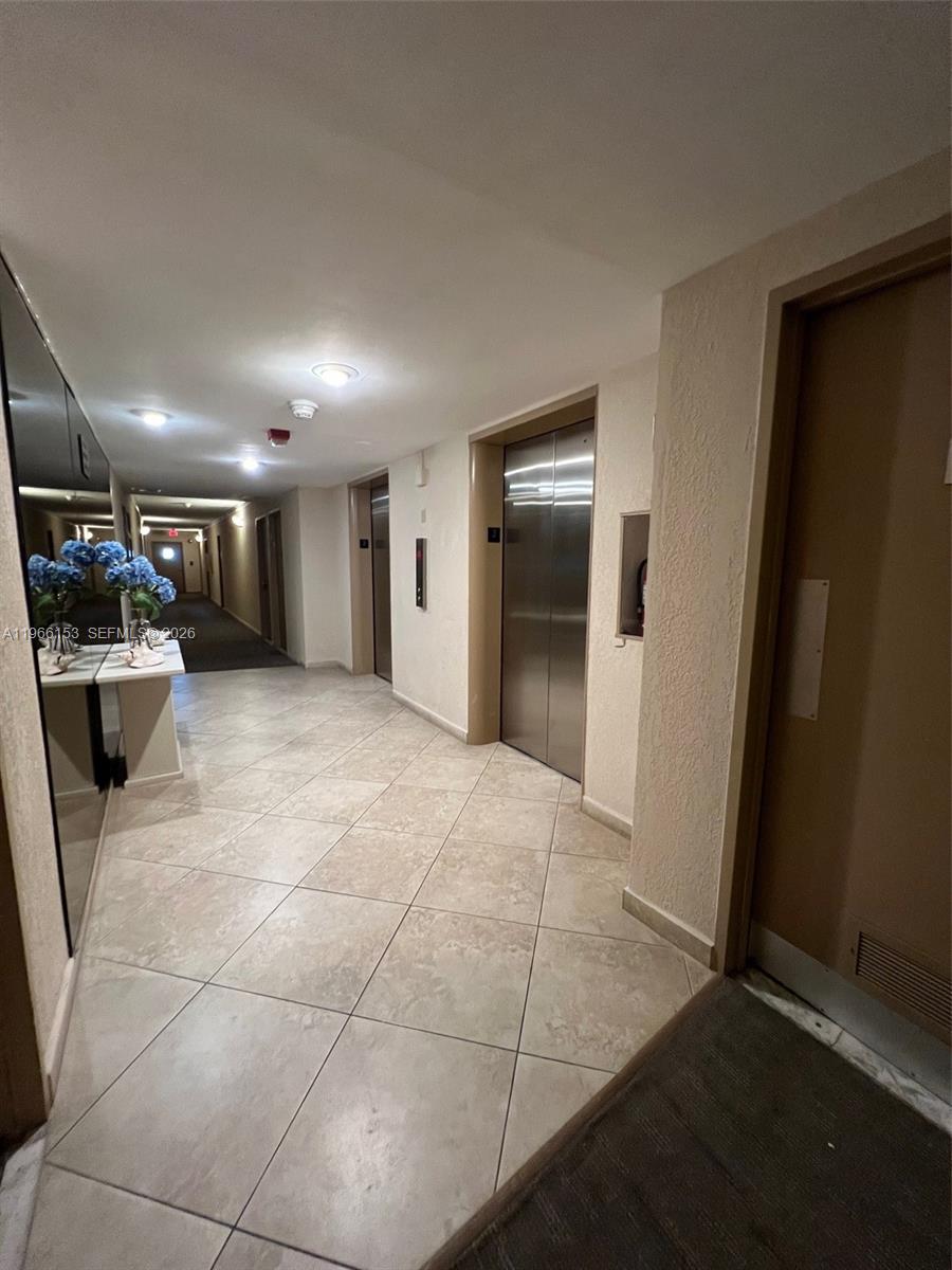 FOUR WINDS CONDO - Residential