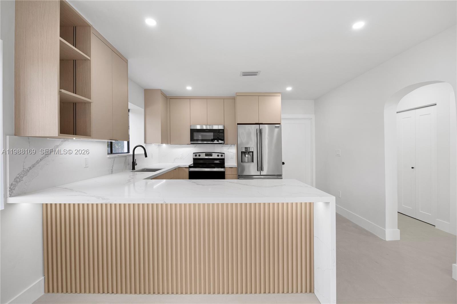 BELLCAMP MANOR - Residential Income