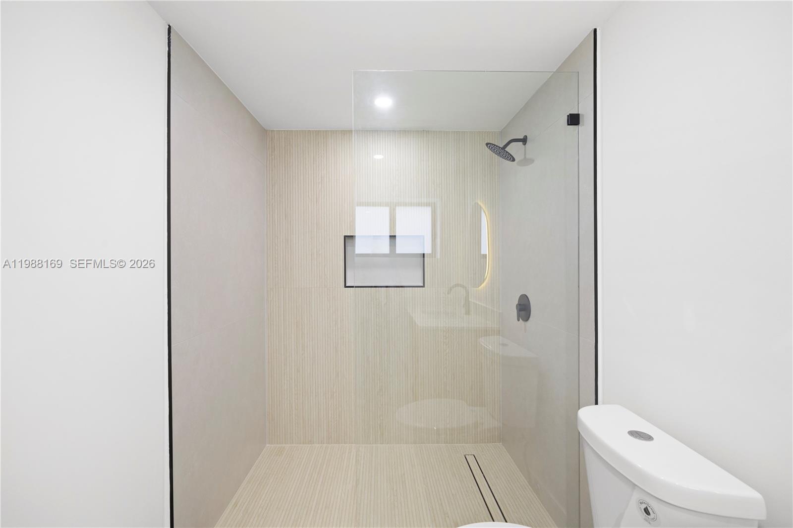 BELLCAMP MANOR - Residential Income