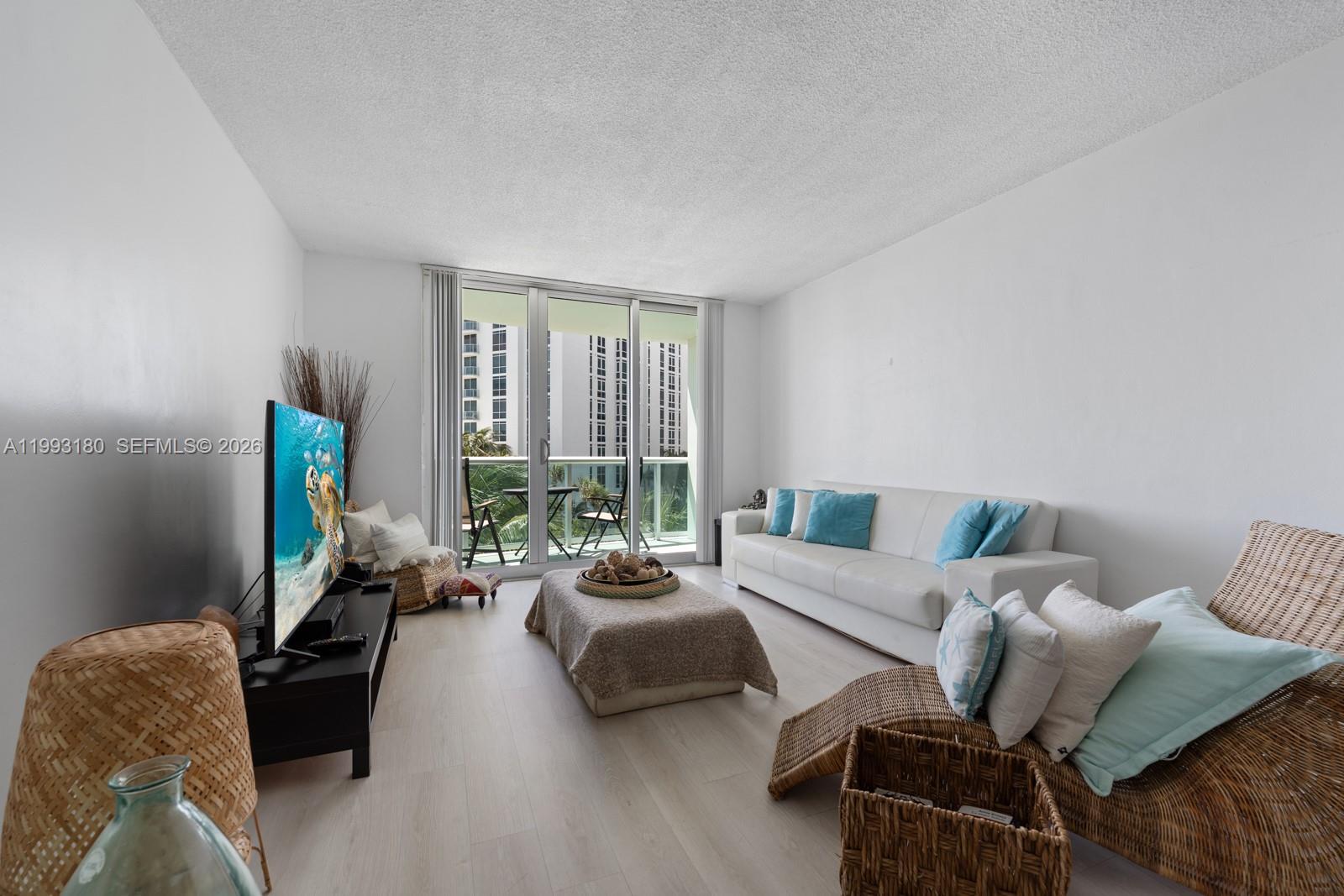 TIDES ON HOLLYWOOD BEACH - Residential