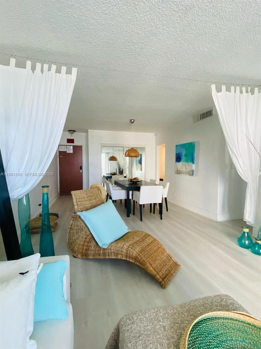 TIDES ON HOLLYWOOD BEACH - Residential