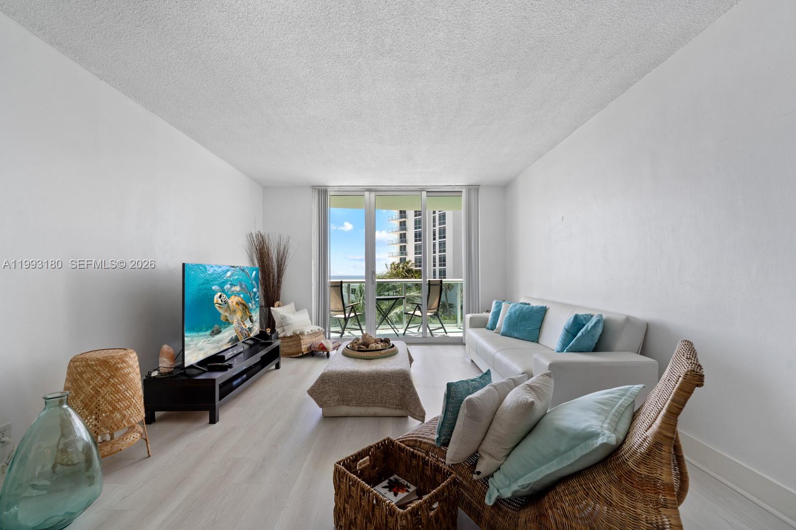 TIDES ON HOLLYWOOD BEACH - Residential