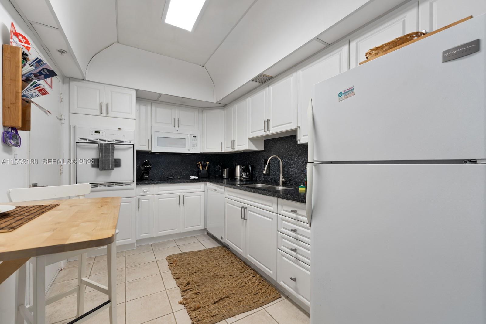 TIDES ON HOLLYWOOD BEACH - Residential