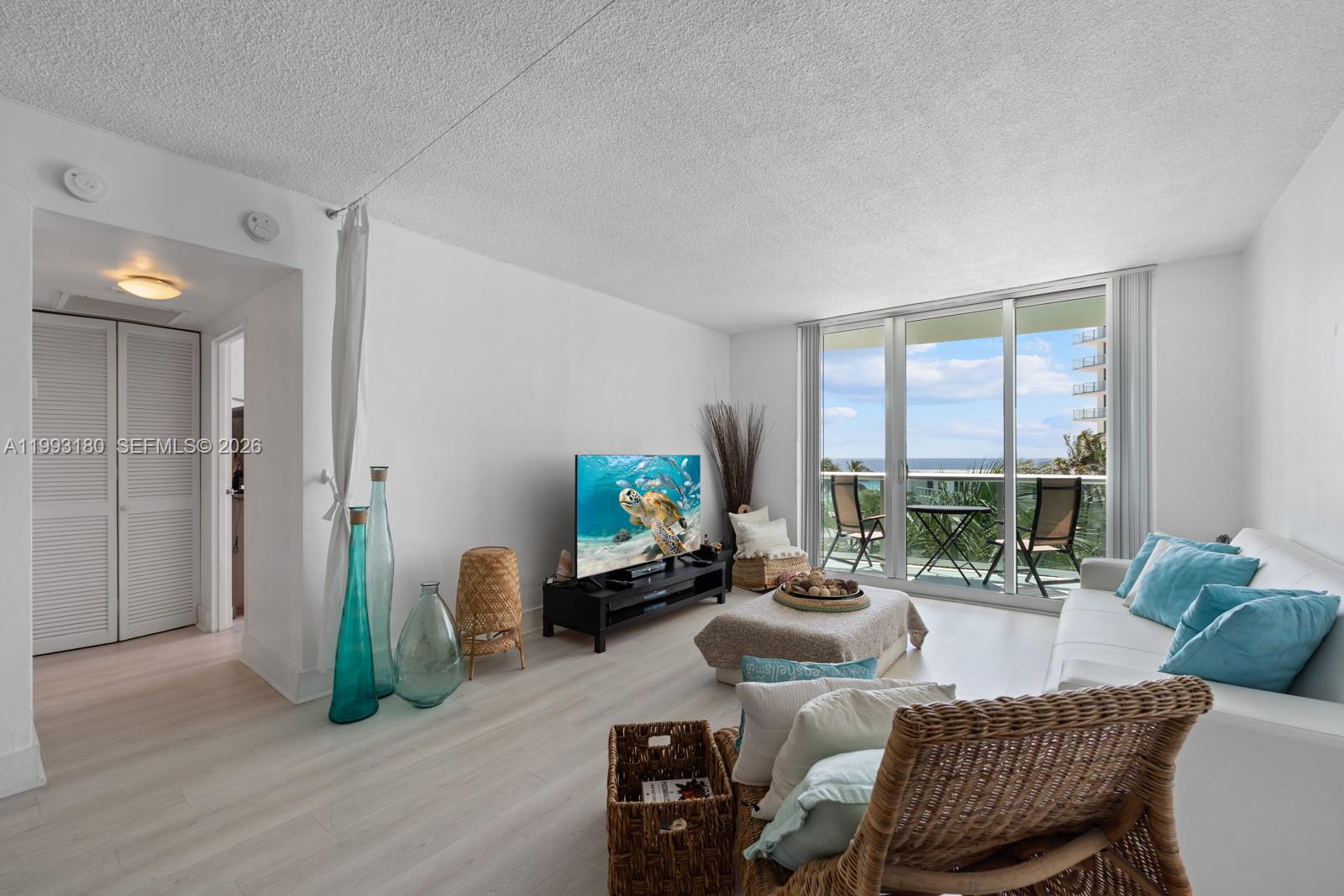 TIDES ON HOLLYWOOD BEACH - Residential