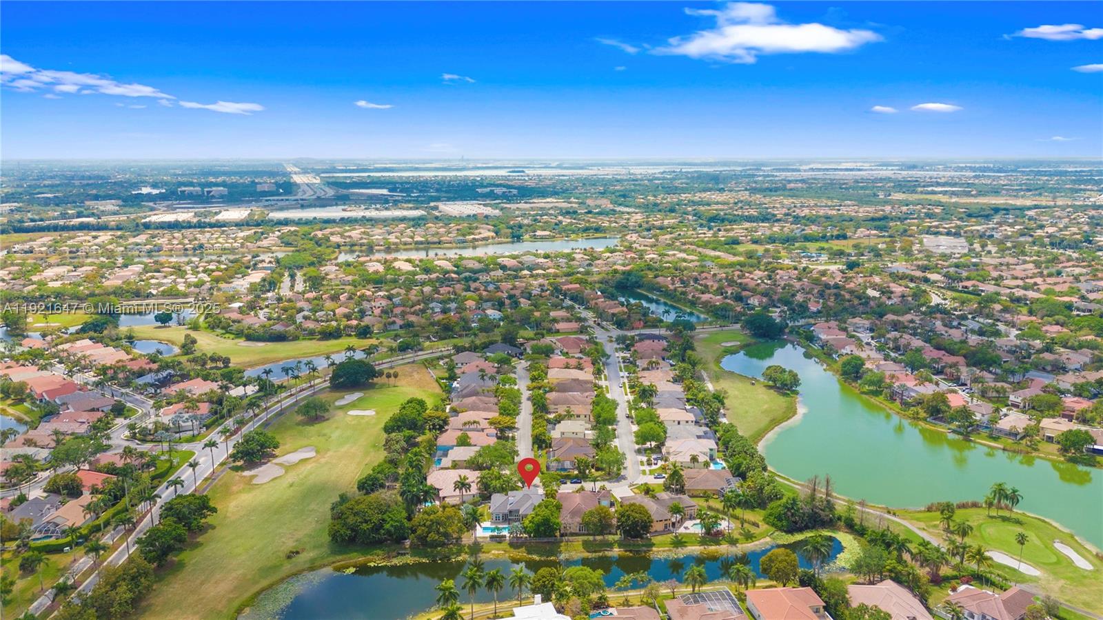 HOLLYWOOD LAKES COUNTRY C - Residential