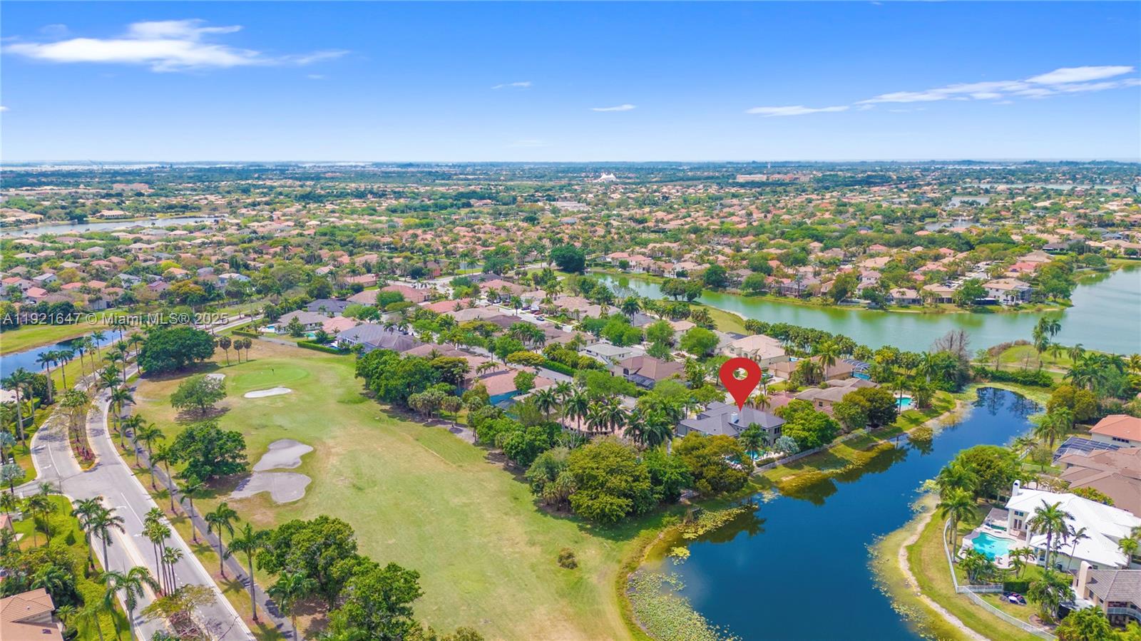 HOLLYWOOD LAKES COUNTRY C - Residential