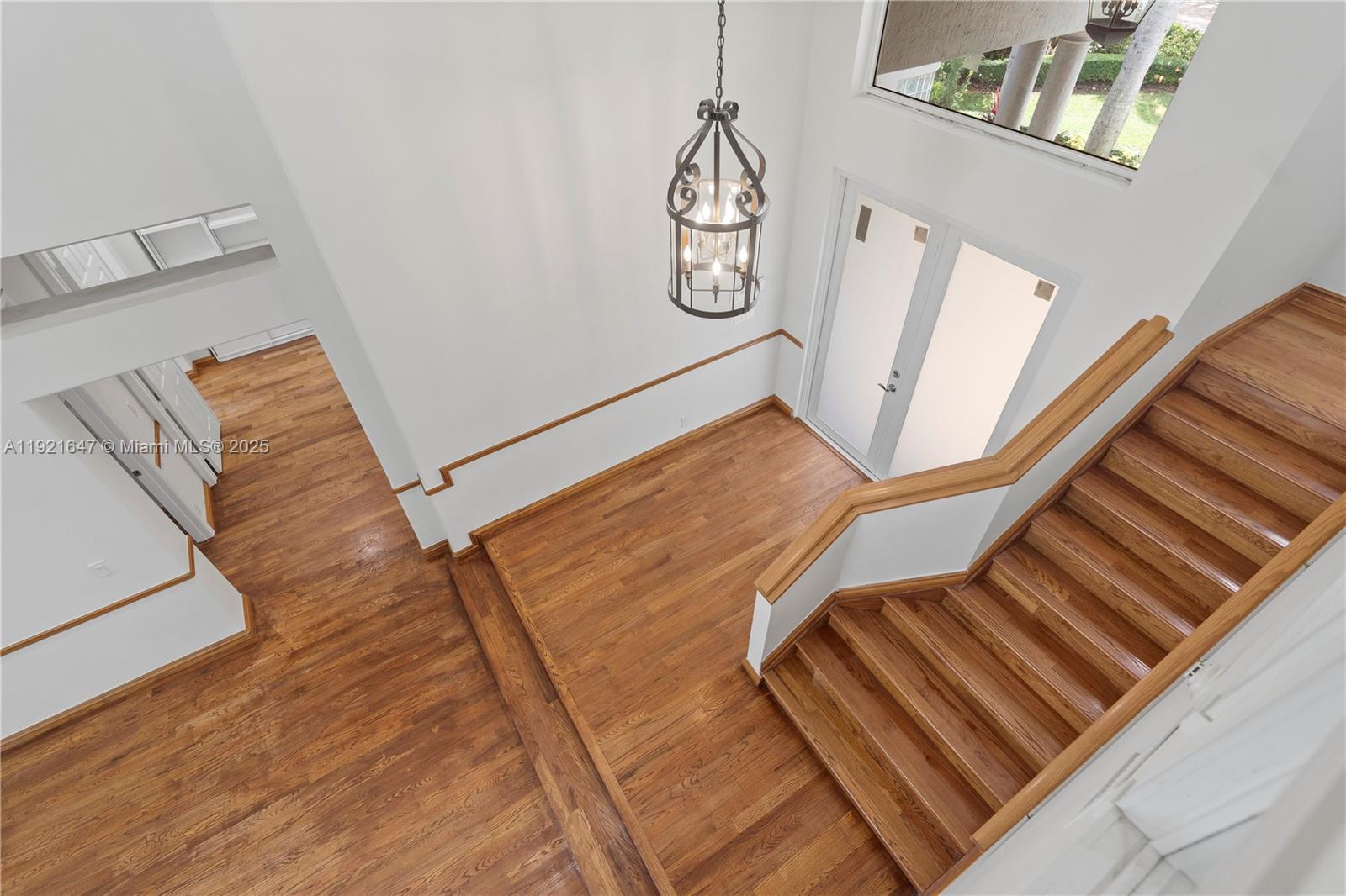 HOLLYWOOD LAKES COUNTRY C - Residential