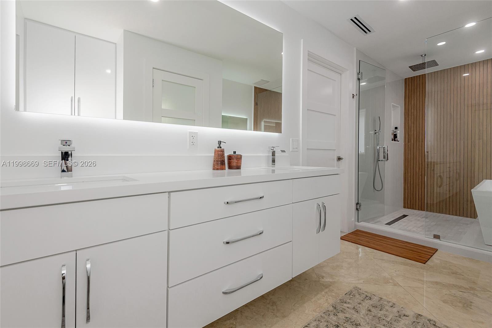 RIVER BEND SEC 1 - Residential