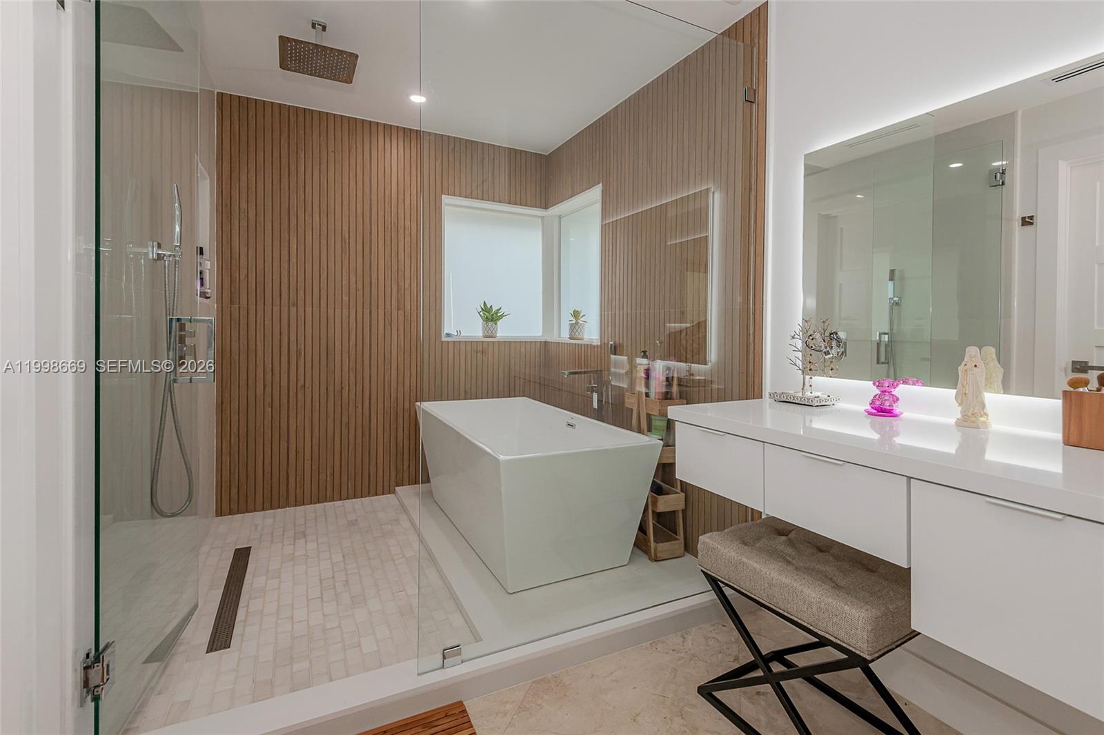 RIVER BEND SEC 1 - Residential