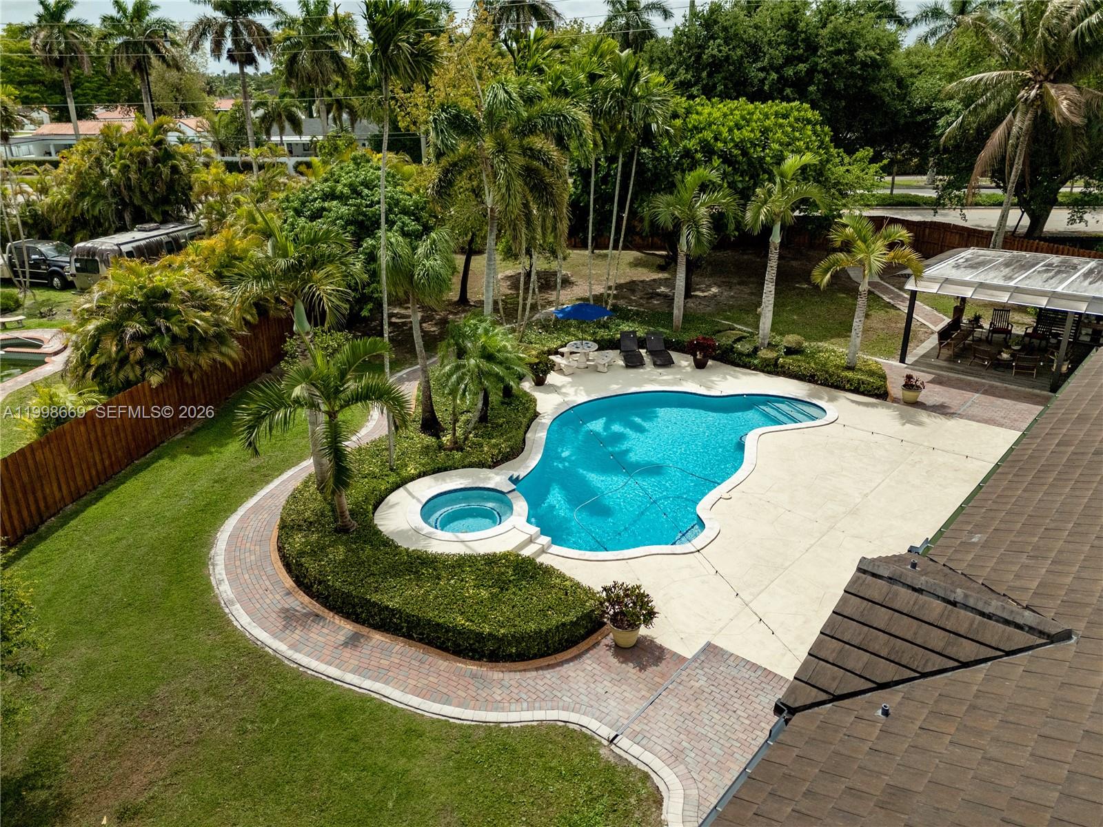 RIVER BEND SEC 1 - Residential