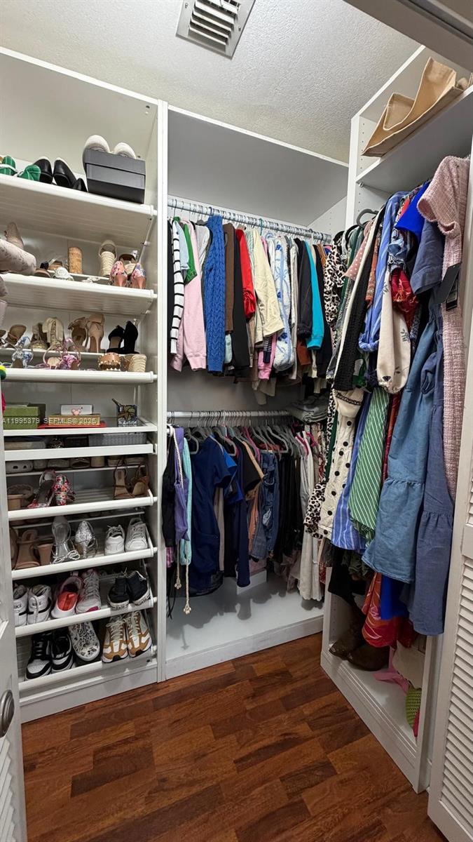 SILVER LAKES PHASE III - Residential