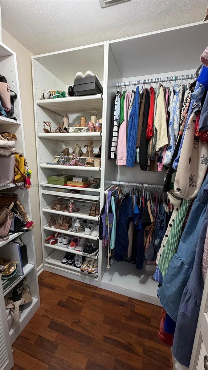 SILVER LAKES PHASE III - Residential