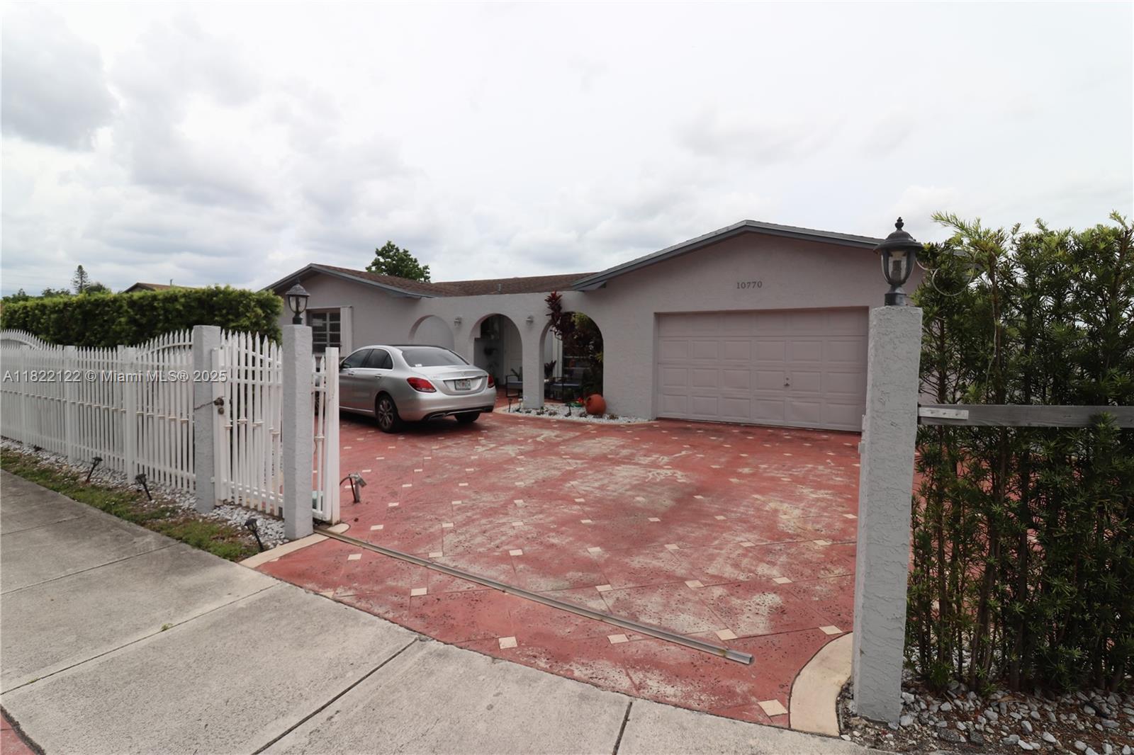 Property for Sale at 10770 Sw 172nd St, Miami, Broward County, Florida - Bedrooms: 5 
Bathrooms: 3  - $779,000