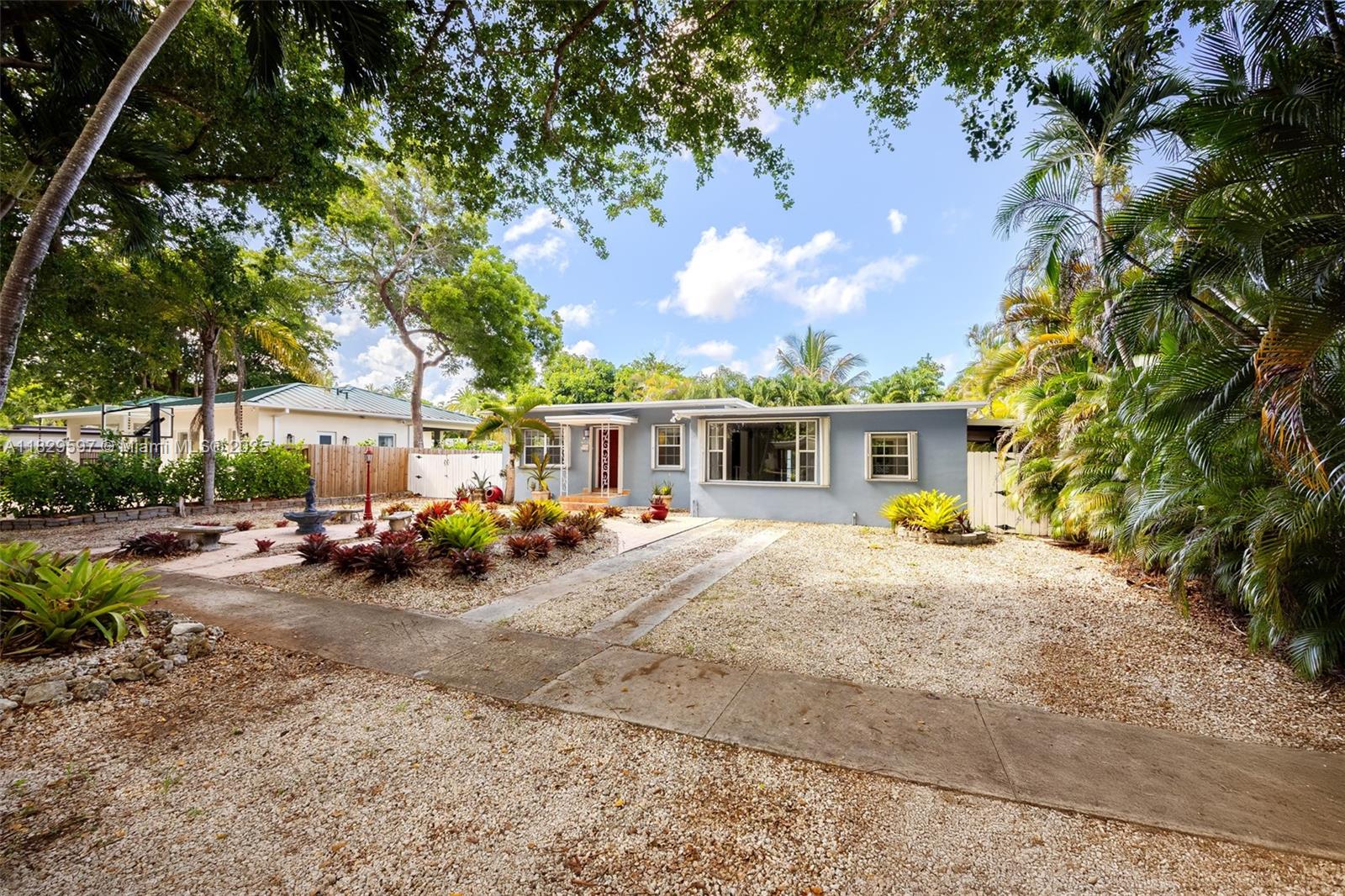 5960 SW 46th Ter