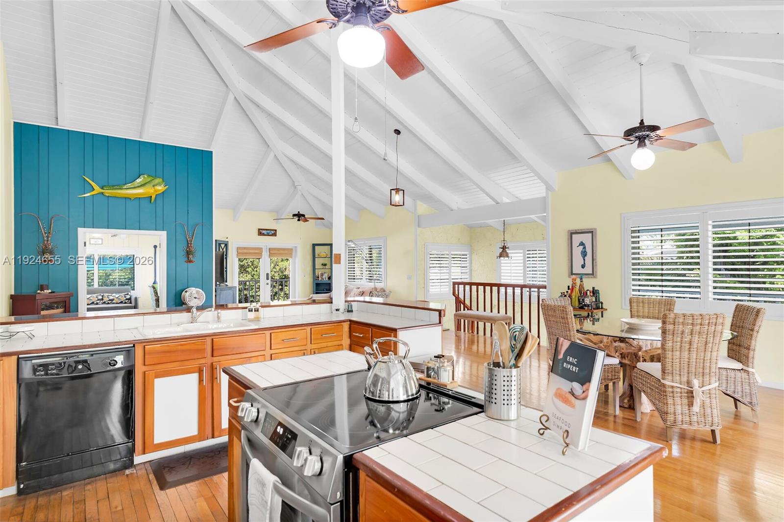 ROOSEVELT POINT #1 - Residential