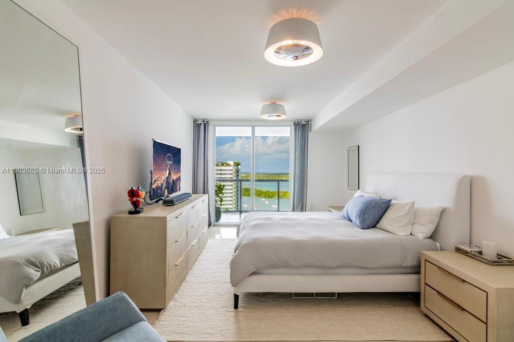 ELOQUENCE ON THE BAY COND - Residential Lease