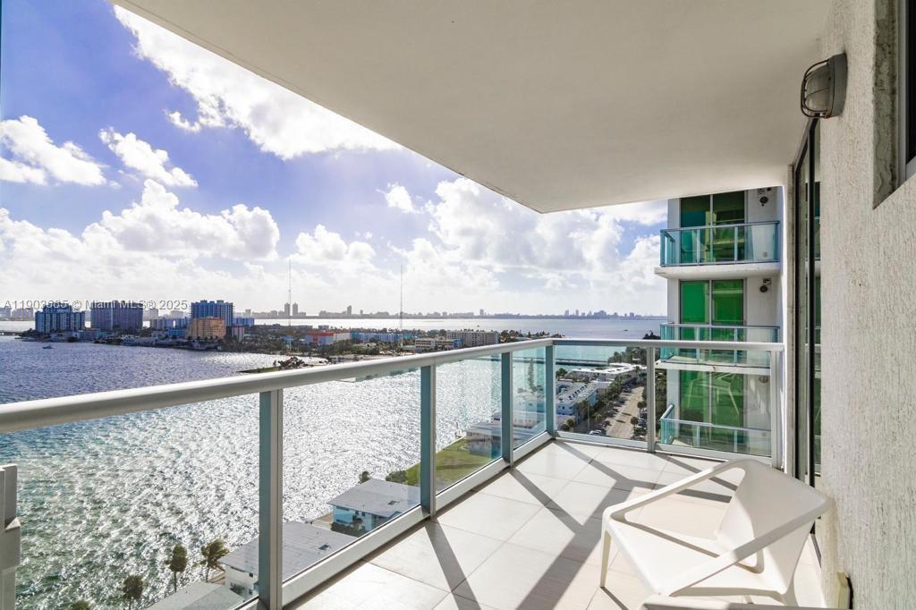 ELOQUENCE ON THE BAY COND - Residential Lease