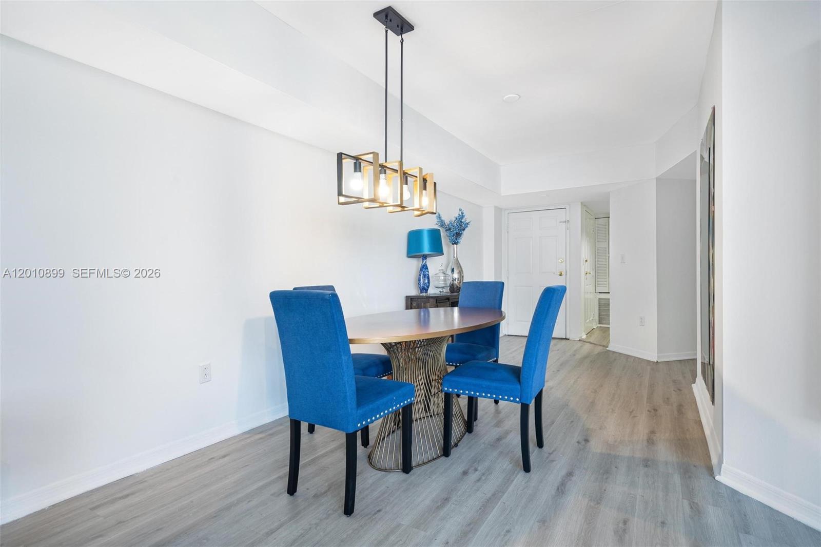 825 Brickell Bay Dr 2042