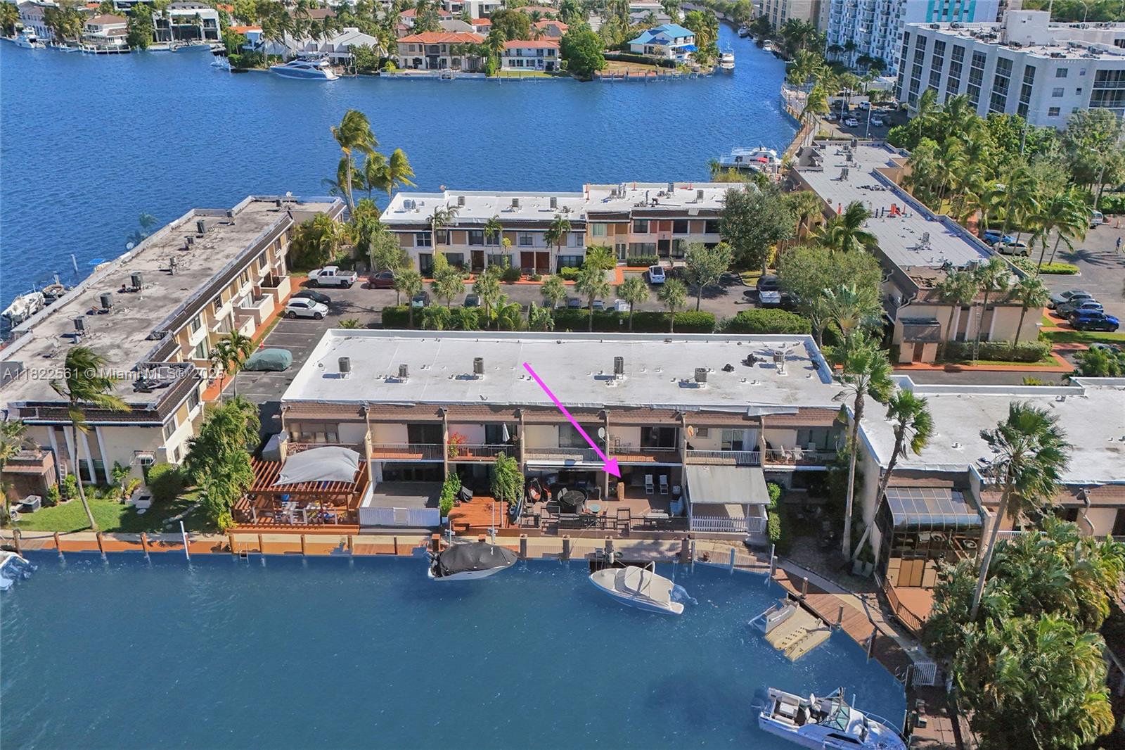 LEEWARD POINT CONDO - Residential Lease