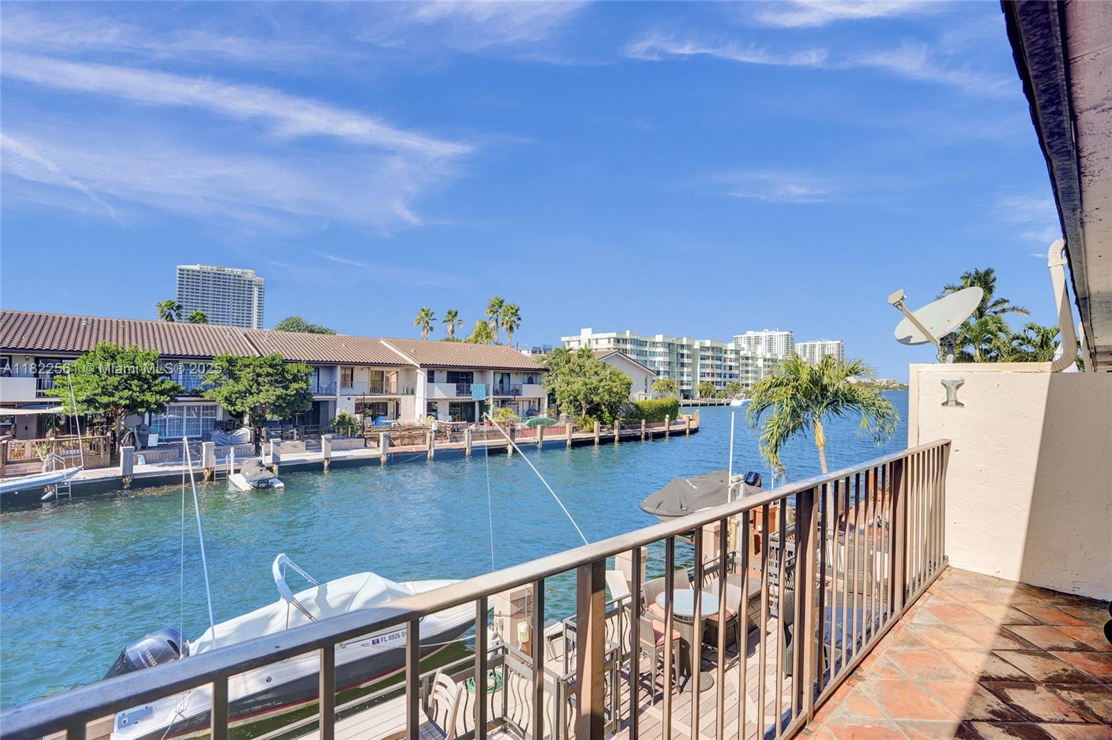 LEEWARD POINT CONDO - Residential Lease