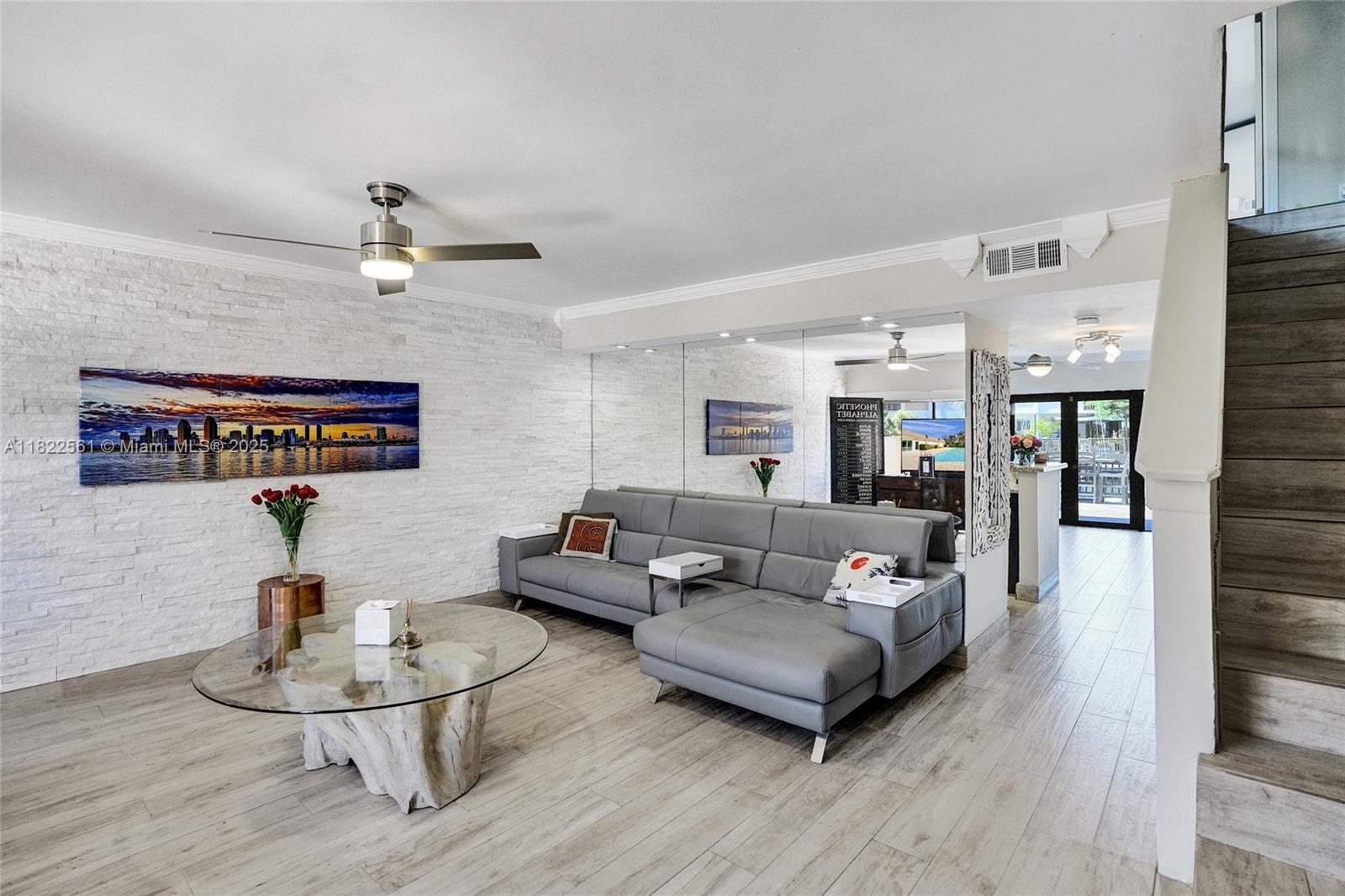 LEEWARD POINT CONDO - Residential Lease